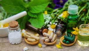 Einer unserer Praxisschwerpunkte ist die Homöopathie mit Globuli und Tropfen. Sowie die Komplexhomöopathie Mit Tabletten und Infusionen.